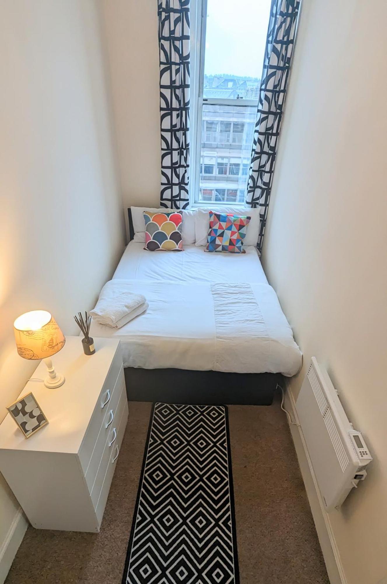 Sunny Haymarket Room エディンバラ エクステリア 写真